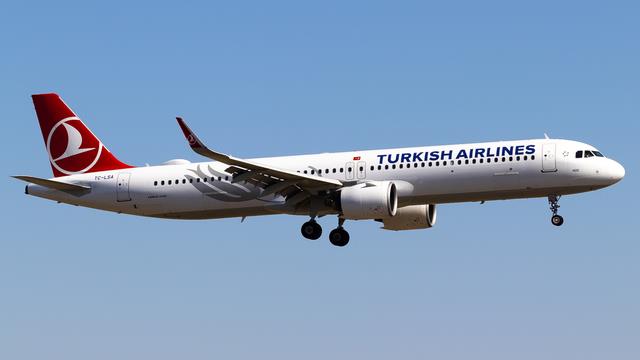 TC-LSA:Airbus A321:Turkish Airlines